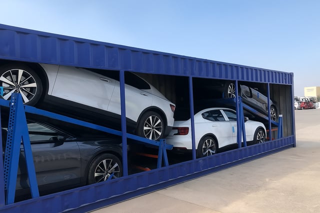 Optimized container transport helps reduce emissions and cost