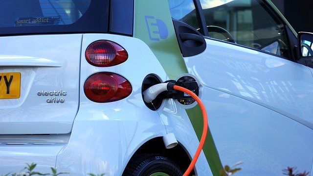 electric-car-1458836_640