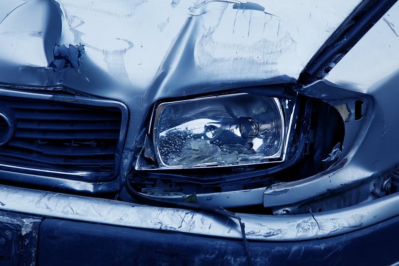 Shipping Damaged Cars: How to Save Cars Involved in Accidents
